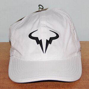 Nike Rafa Nadal Dri-Fit Club Unstructured Tennis Cap Hat White Sz L/XL